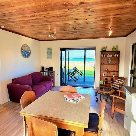 The Sunrise Bach - One Tree Point Holiday Home المظهر الخارجي الصورة
